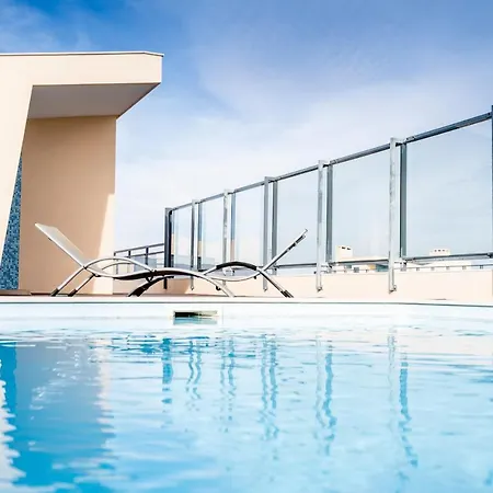 Oceanfront: Luxury Spectacular Sea Views And Pool