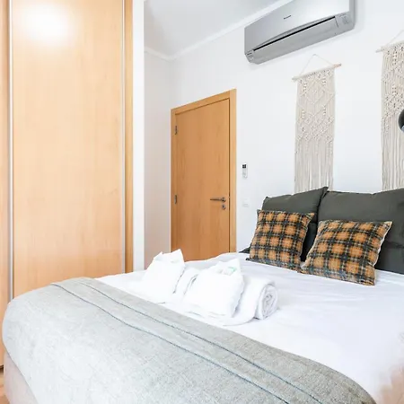 Oceanfront: Luxury Spectacular Sea Views And Pool Διαμέρισμα *