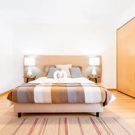 Oceanfront: Luxury Spectacular Sea Views And Pool Olhão